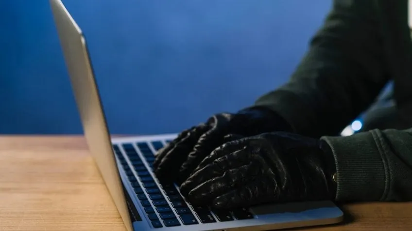 Brasil registra 34,5 bilhões de tentativas de golpes digitais em um ano