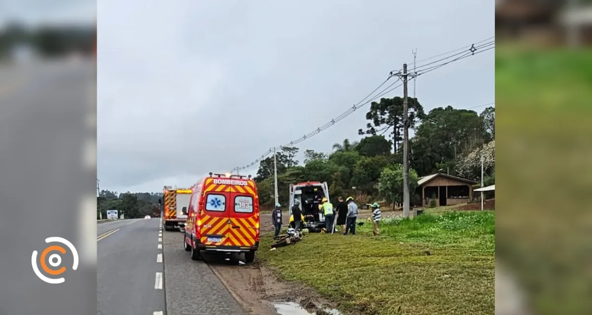 Motociclista fica ferido após colisão com carro na BR-280, em Irineópolis