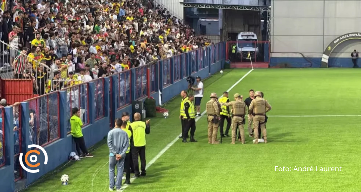 Polícia investiga falhas na arquibancada que cedeu durante jogo em SC
