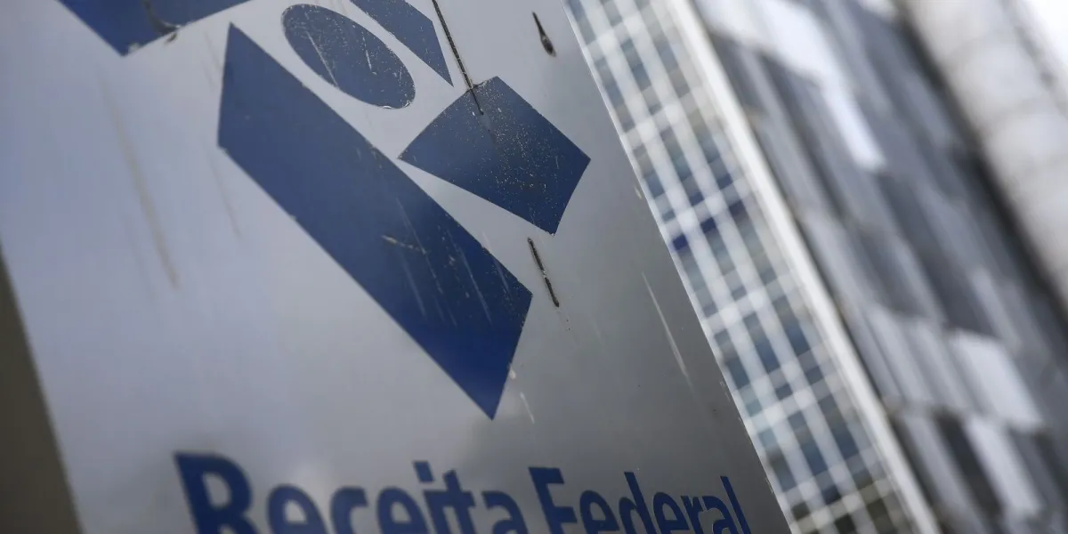 Receita Federal paga último lote de restituição do Imposto de Renda 2026 nesta segunda-feira