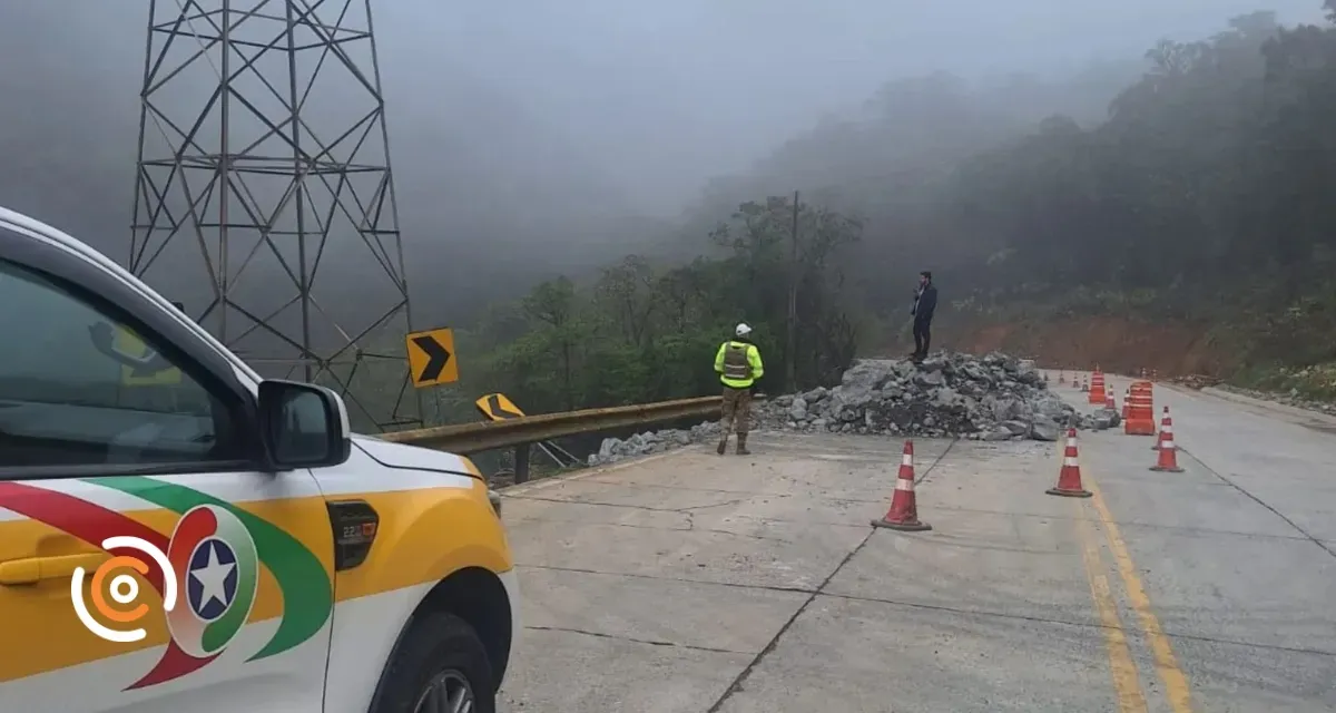 Serra Dona Francisca é interditada para caminhões e veículos pesados