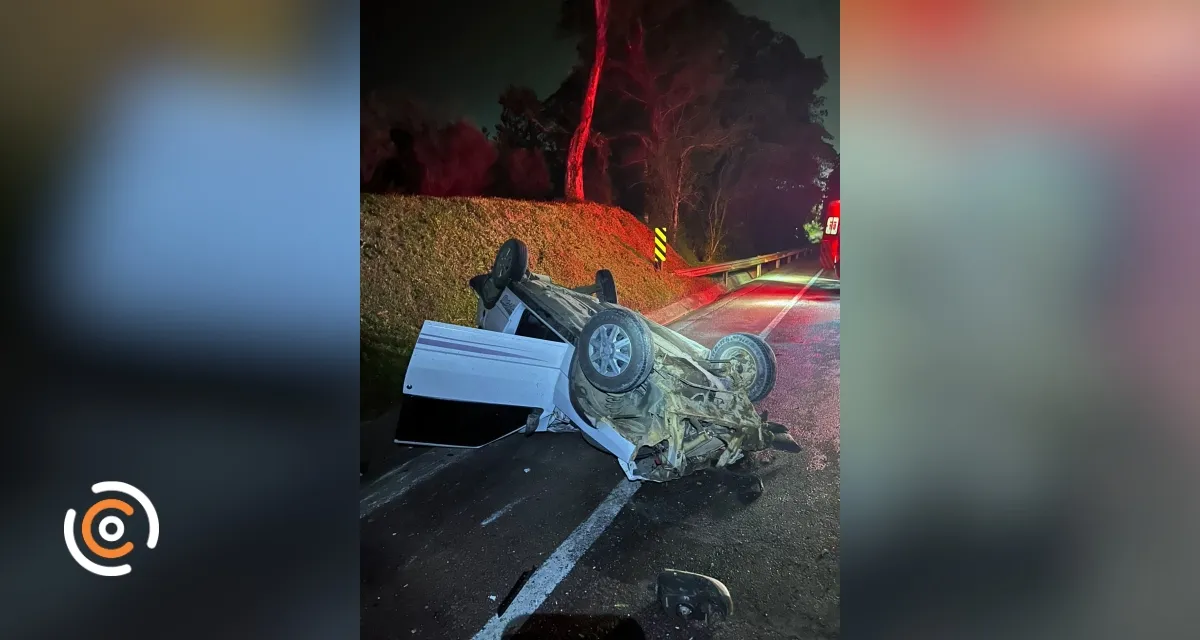 Motorista de 44 anos fica ferido após capotamento na BR-116 em Monte Castelo